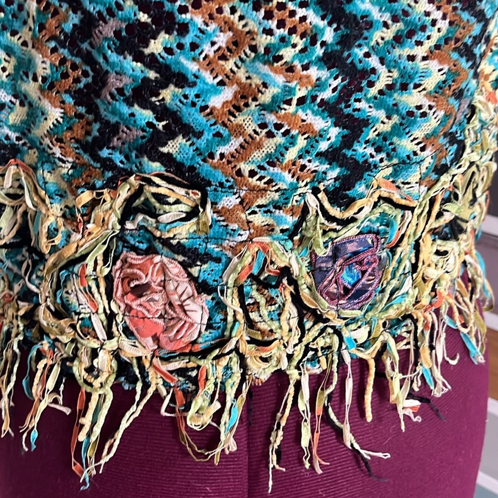 Artsy boho fringe multicolored whimsical floral pattern vest - Picture 9 of 12